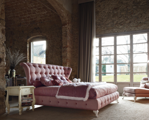 Polsterbett Ludovica, rosa Bett, Luxusbett, Romantisches Bett, Designerbett aus Italien